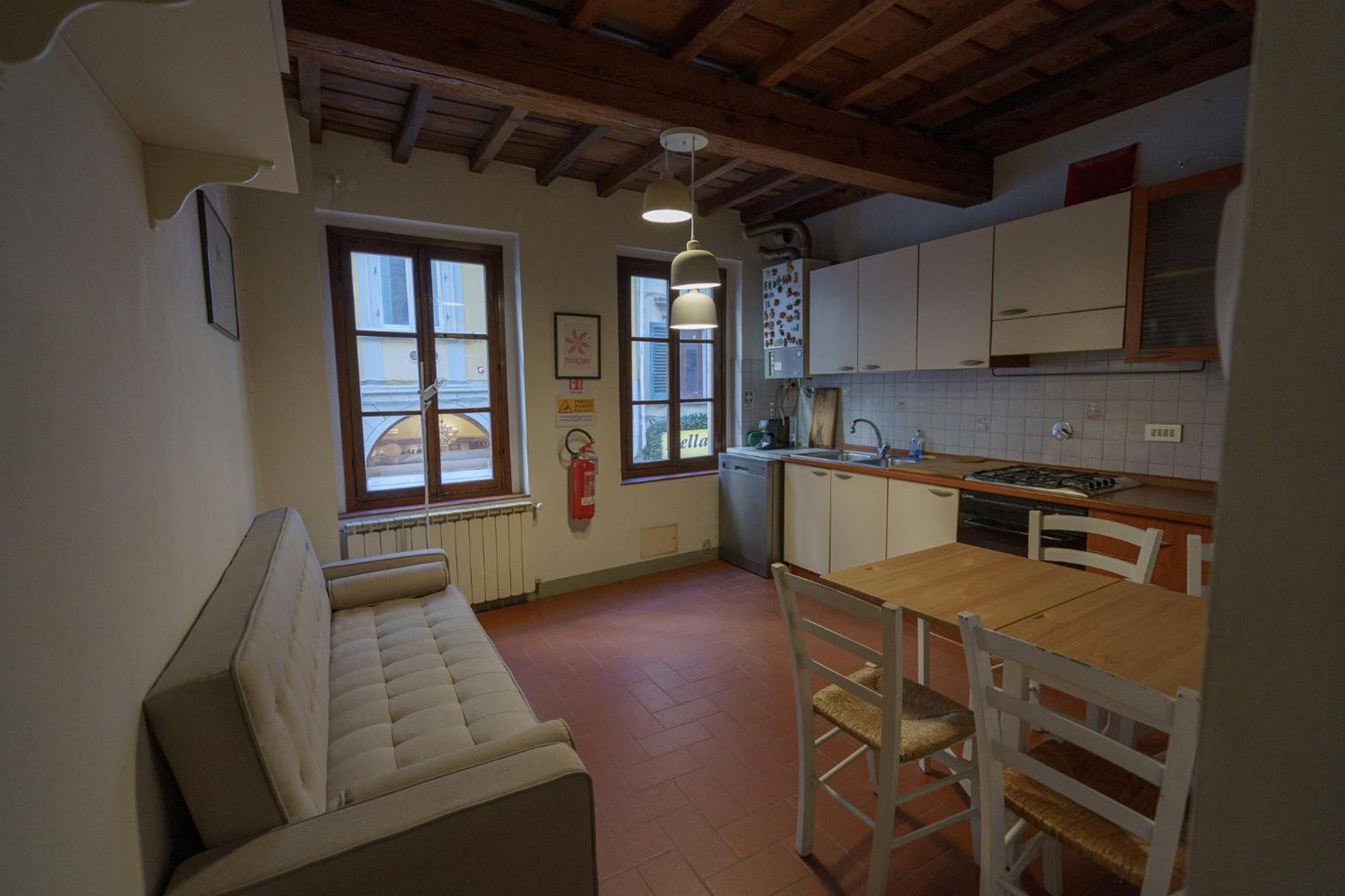 Traditional Florentine 1Br Apartment Close To Piazza Santa Croce Florence Buitenkant foto